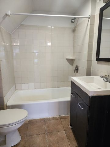 806 Warren Ave 2, Brockton, MA 02301