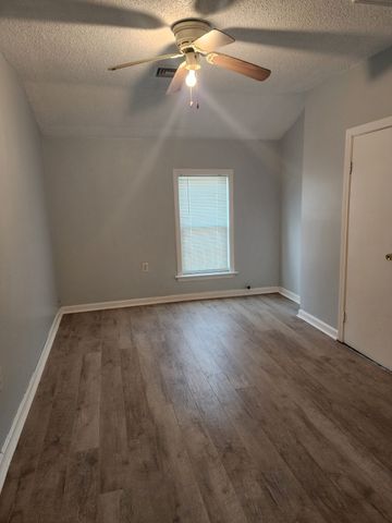 806 Warren Ave 2, Brockton, MA 02301
