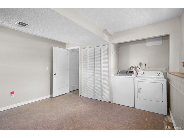 2060 Ridge Dr, Broomfield, CO 80020