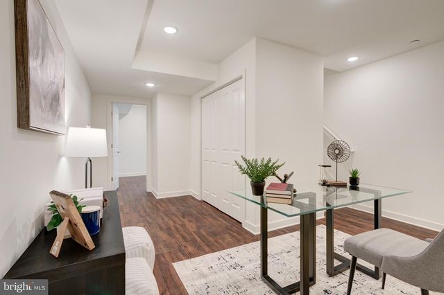 2478 EMERALD ST, Philadelphia, PA 19125