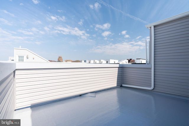 2478 EMERALD ST, Philadelphia, PA 19125