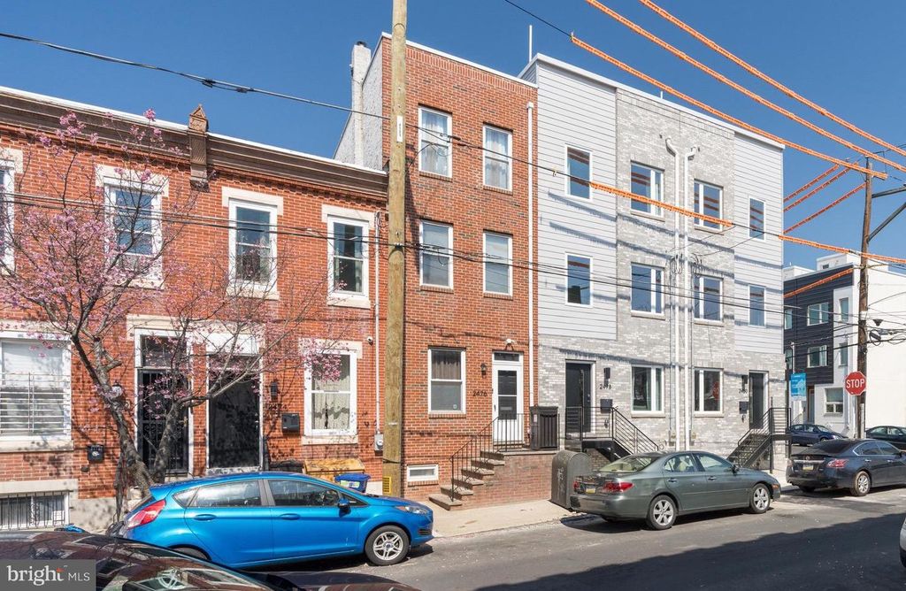 2478 EMERALD ST, Philadelphia, PA 19125