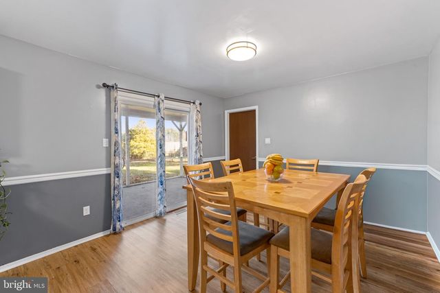 284 RADIX RD, Williamstown, NJ 08094