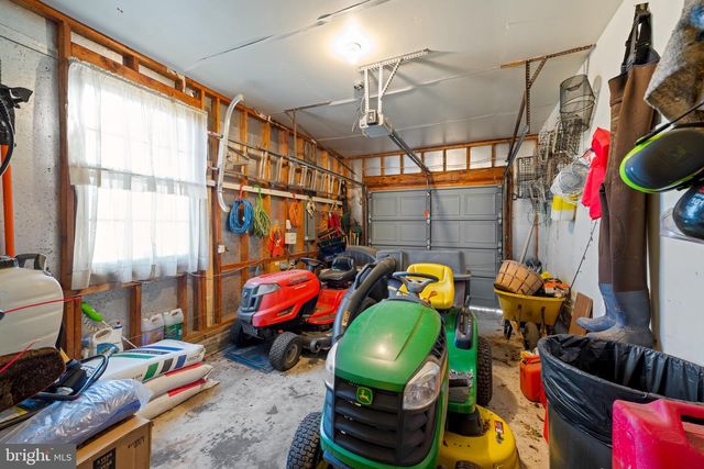 284 RADIX RD, Williamstown, NJ 08094