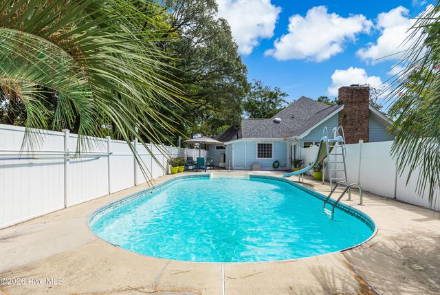 22 Augusta Drive, Oak Island, NC 28465