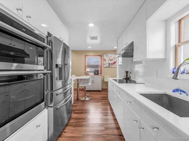 2510 2nd Avenue, East Meadow, NY 11554