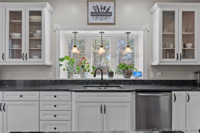 144 W Lake Ridge Road, Raeford, NC 28376