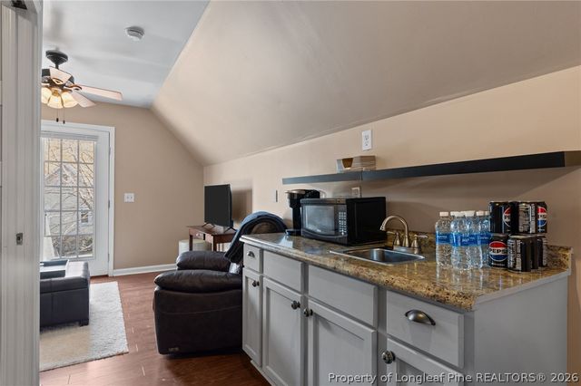 144 W Lake Ridge Road, Raeford, NC 28376