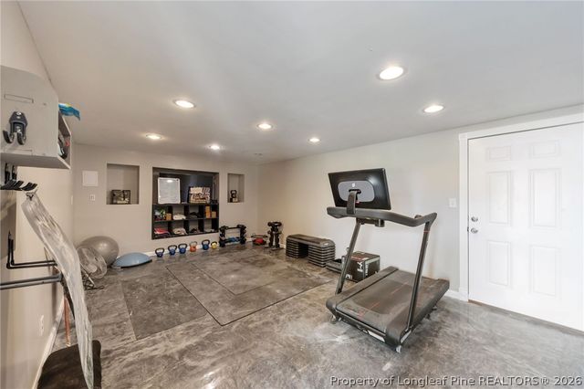 144 W Lake Ridge Road, Raeford, NC 28376