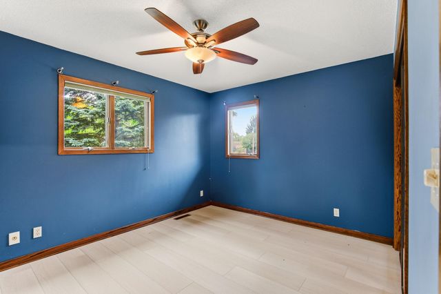 7738 Emerson Avenue N, Brooklyn Park, MN 55444