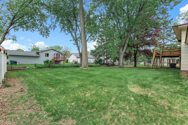 7738 Emerson Avenue N, Brooklyn Park, MN 55444