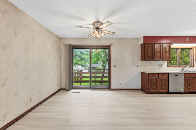 7738 Emerson Avenue N, Brooklyn Park, MN 55444