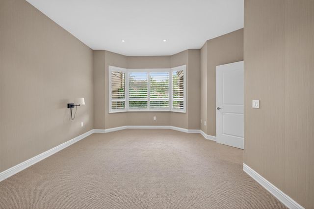 16135 Emerald Estates Drive 164, Weston, FL 33331