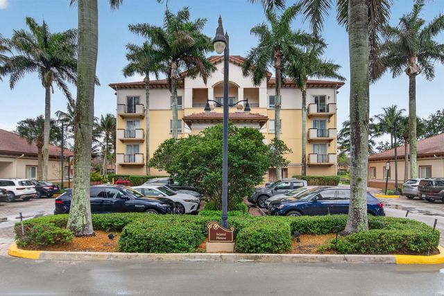 16135 Emerald Estates Drive 164, Weston, FL 33331