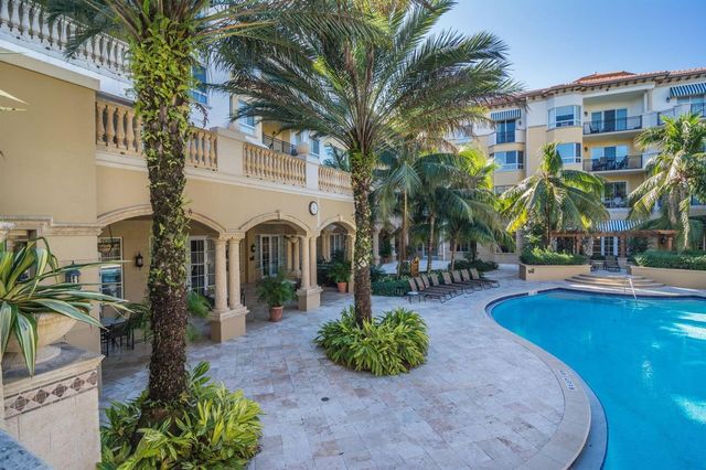 16135 Emerald Estates Drive 164, Weston, FL 33331