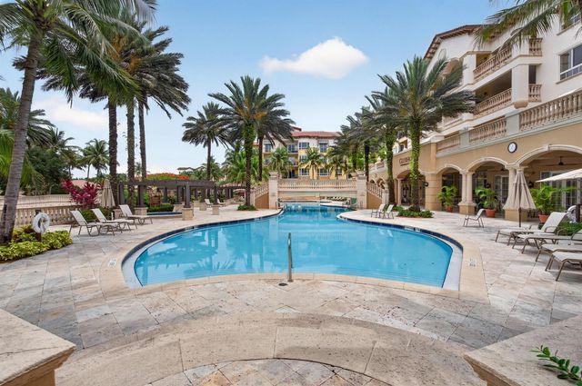 16135 Emerald Estates Drive 164, Weston, FL 33331