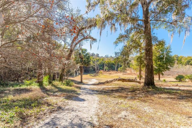 2095 STONE ROAD, Deland, FL 32720