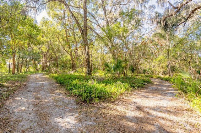 2095 STONE ROAD, Deland, FL 32720