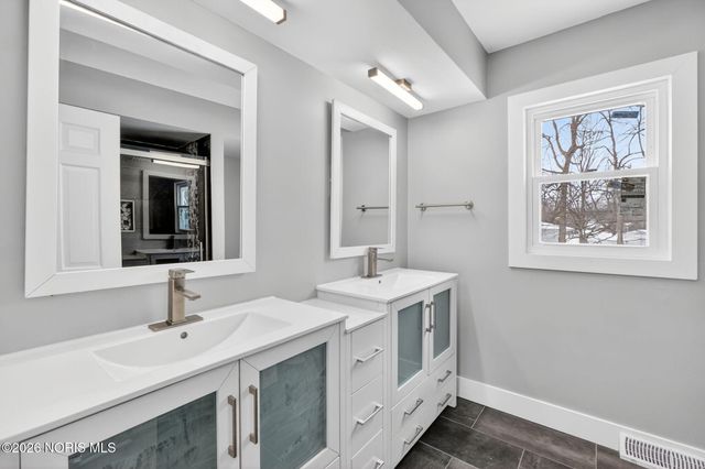 6059 Brainard Drive, Sylvania, OH 43560