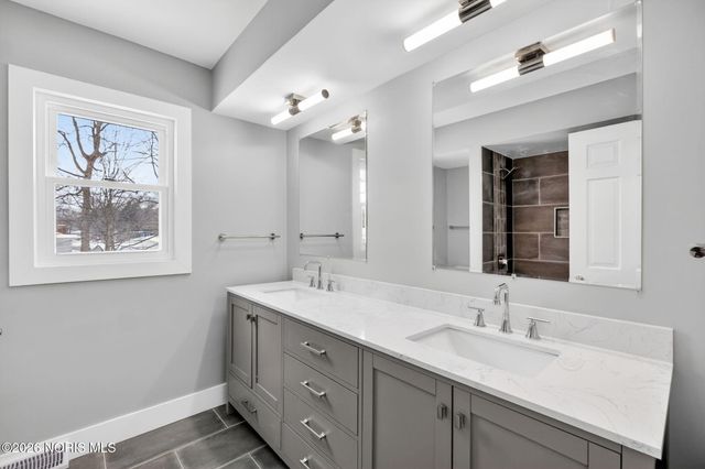 6059 Brainard Drive, Sylvania, OH 43560