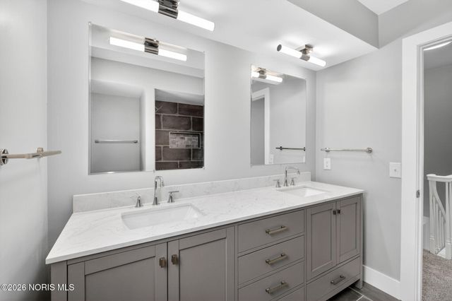 6059 Brainard Drive, Sylvania, OH 43560