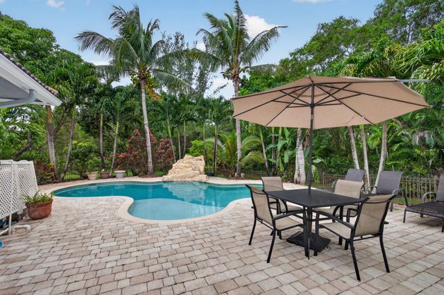 16541 SW 62nd Street, Southwest Ranches, FL 33331