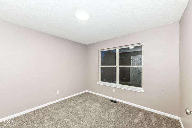 4120 Orchard Valley Lane, Indianapolis, IN 46235