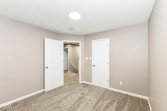 4120 Orchard Valley Lane, Indianapolis, IN 46235
