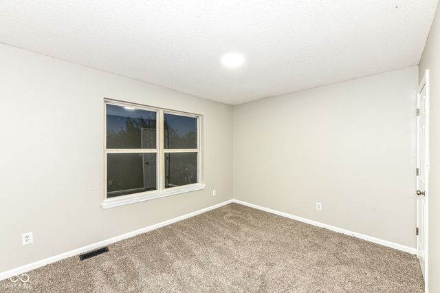 4120 Orchard Valley Lane, Indianapolis, IN 46235