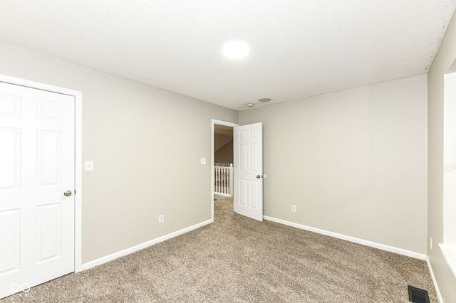 4120 Orchard Valley Lane, Indianapolis, IN 46235