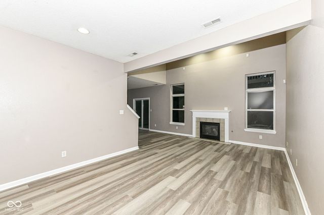 4120 Orchard Valley Lane, Indianapolis, IN 46235