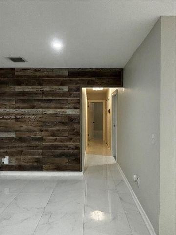 18632 SW 93rd Ct, Cutler Bay, FL 33157