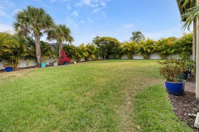 2352 MARTON OAK BOULEVARD, North Port, FL 34289