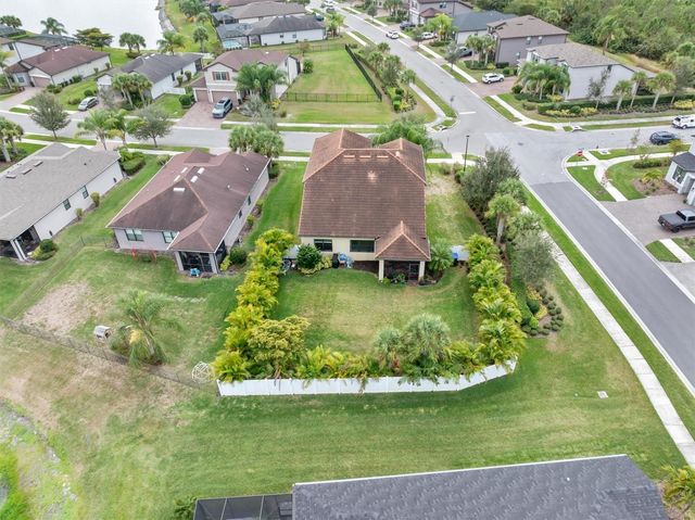 2352 MARTON OAK BOULEVARD, North Port, FL 34289