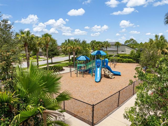 2352 MARTON OAK BOULEVARD, North Port, FL 34289