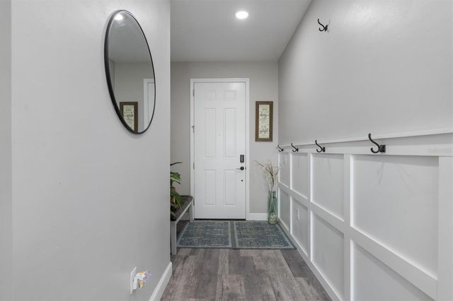 2352 MARTON OAK BOULEVARD, North Port, FL 34289