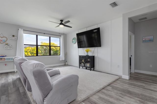 2352 MARTON OAK BOULEVARD, North Port, FL 34289