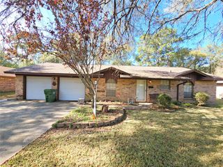 1206 Crescent Boulevard, Cleveland, TX 77327