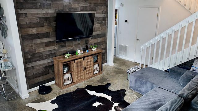 4694 PHEASANT RUN DRIVE 2B, Orlando, FL 32808