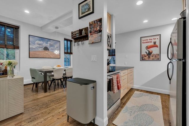 30-34 E Concord St 11, Boston, MA 02118