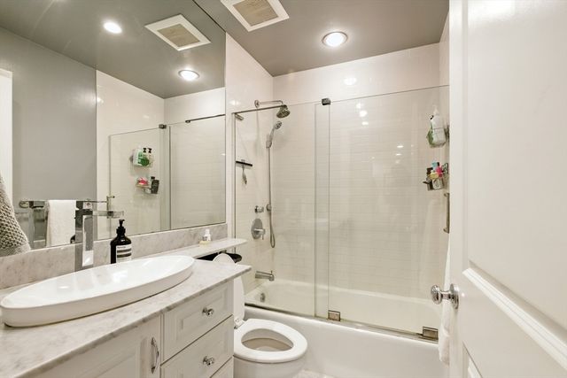 30-34 E Concord St 11, Boston, MA 02118