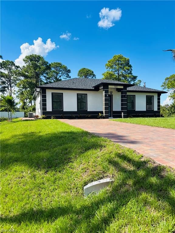 582 Eisenhower BLVD, LEHIGH ACRES, FL 33974 — photo 2