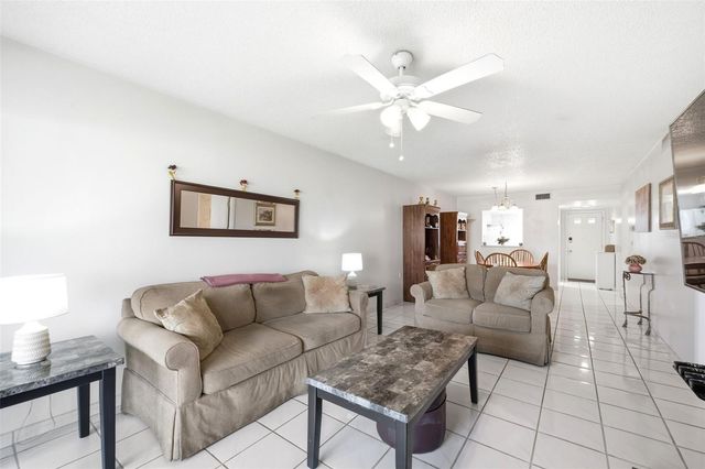 11210 CARRIAGE HILL DRIVE 5, Port Richey, FL 34668