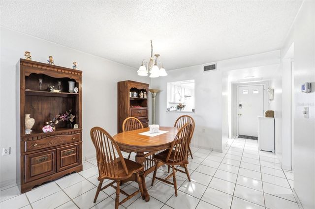 11210 CARRIAGE HILL DRIVE 5, Port Richey, FL 34668