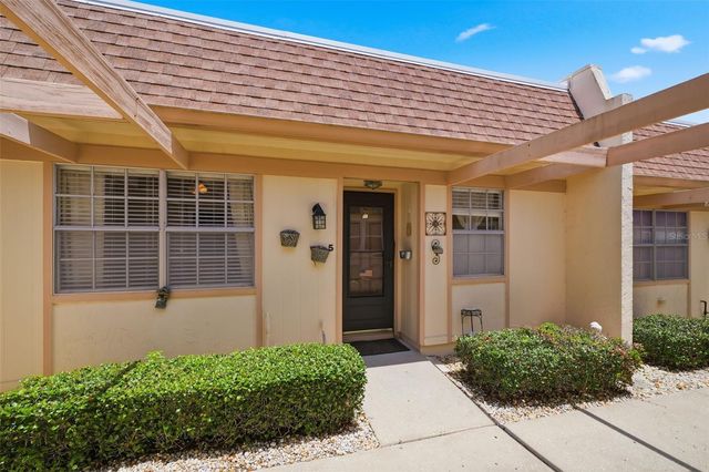 11210 CARRIAGE HILL DRIVE 5, Port Richey, FL 34668