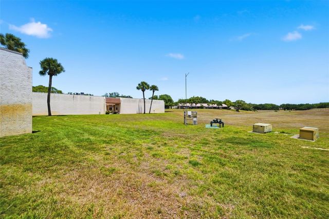 11210 CARRIAGE HILL DRIVE 5, Port Richey, FL 34668