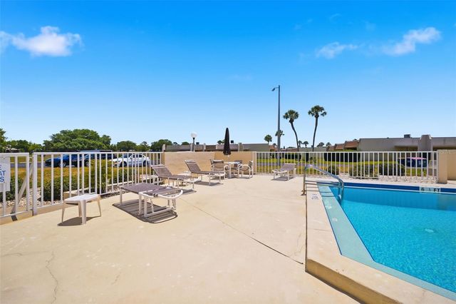 11210 CARRIAGE HILL DRIVE 5, Port Richey, FL 34668