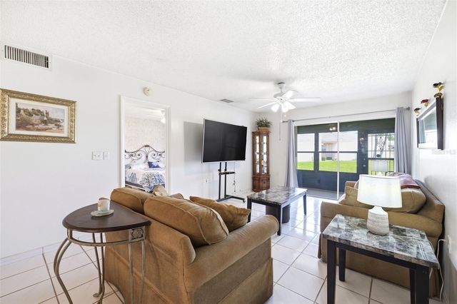 11210 CARRIAGE HILL DRIVE 5, Port Richey, FL 34668
