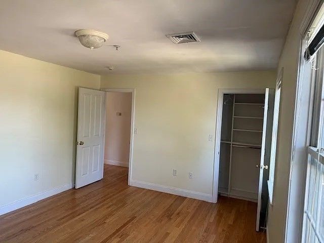 30 Russell St 5, Waltham, MA 02453