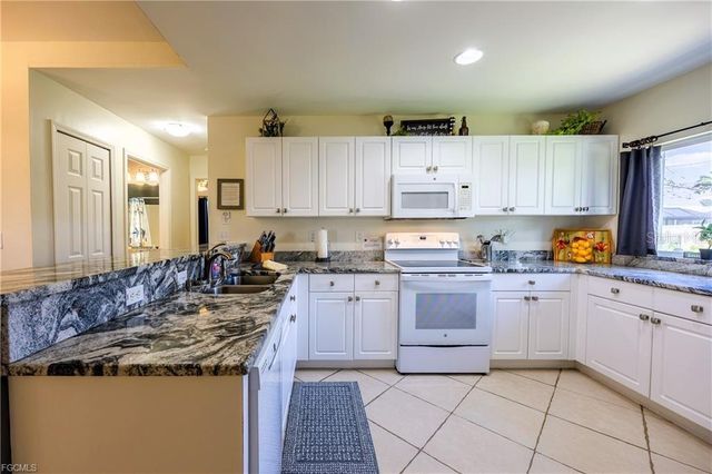 4522 SW 1ST AVENUE, Cape Coral, FL 33914